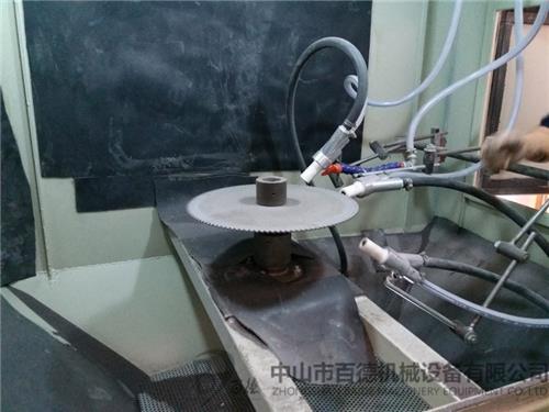 锯片自动喷砂机
