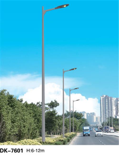 单杆单臂高杆路灯DK-7601