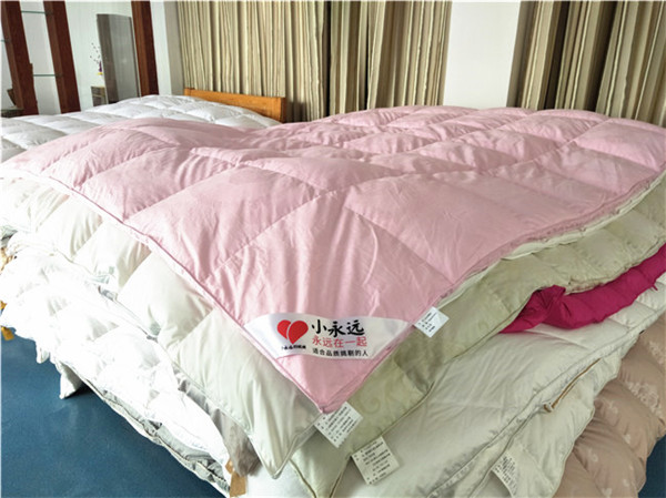 啥品牌羽絨被質量好用價格便宜，良心推薦小永遠羽絨被廠商當天發
