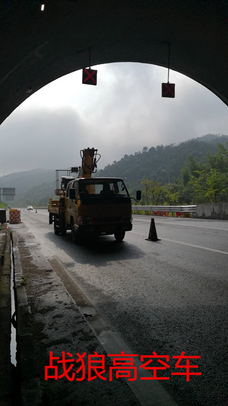 香洲高空車出租，吊車，路燈車，升降車租賃原始圖片3