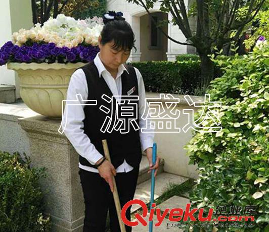 外圍地面清潔