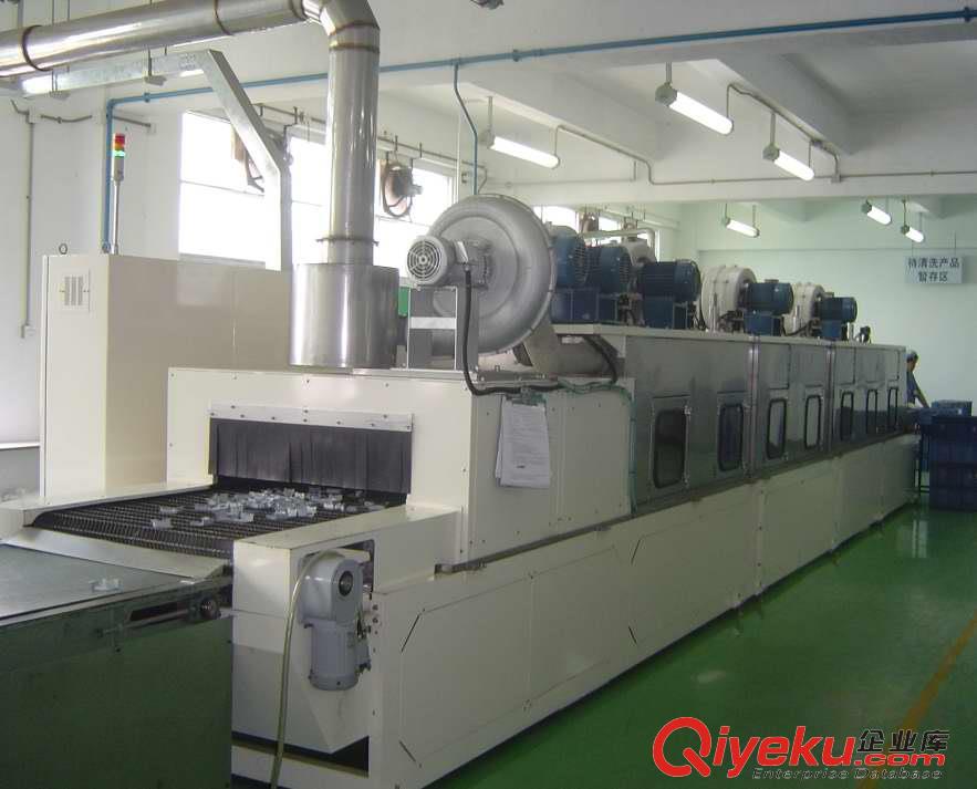 五金行業(yè)工業(yè)用定制多槽全自動(dòng)通過(guò)式高壓旋轉(zhuǎn)噴淋清洗機(jī)