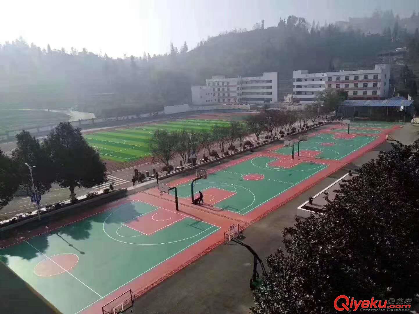 供應山東泰安硅PU鋪設