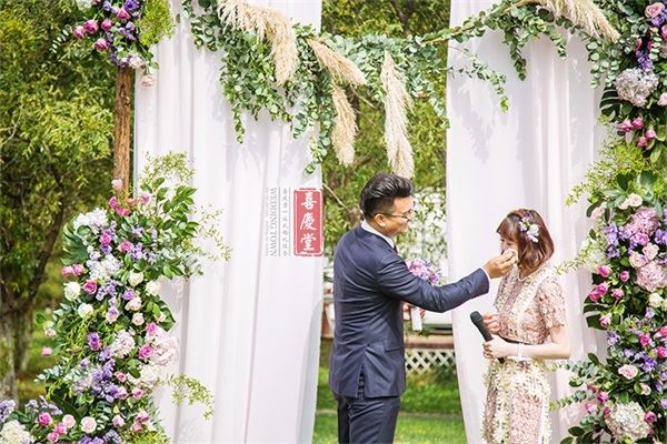 冬季婚禮選喜慶堂gd定制婚禮，專業(yè)從事gd定制婚禮