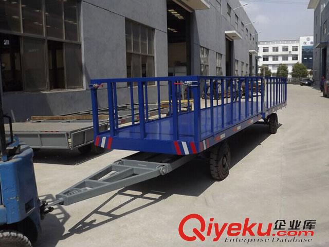 供應(yīng)山東銳鋼圍欄拖車充氣輪胎原始圖片2
