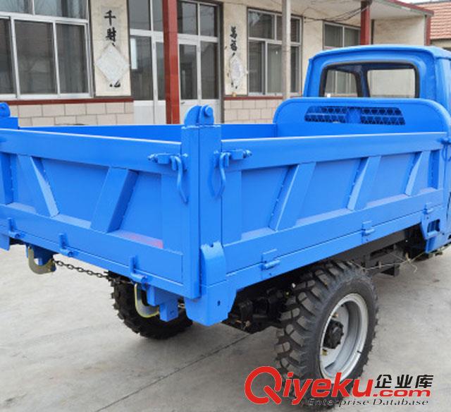 供應(yīng)山東銳鋼柴油自卸三輪車 工地運(yùn)輸三輪車原始圖片3