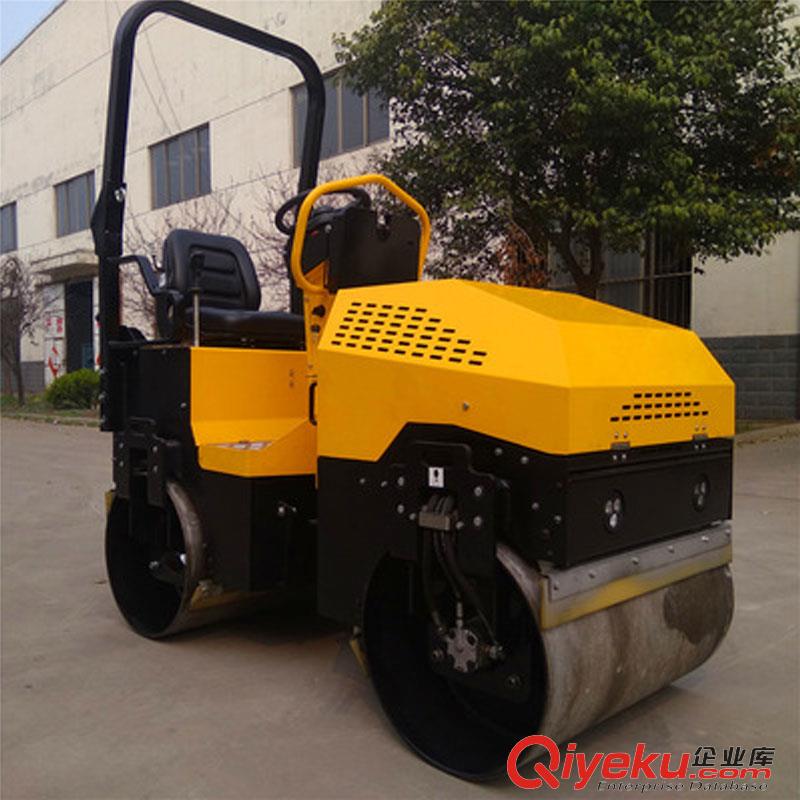 手扶式全液壓壓路機(jī) 50型草坪壓實(shí)機(jī)軋道機(jī) 山東銳鋼現(xiàn)貨 原始圖片2