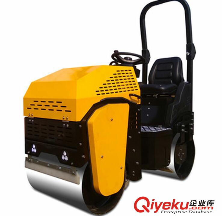 山東銳鋼80路面壓路機(jī) 手扶壓路機(jī) 現(xiàn)貨批發(fā)