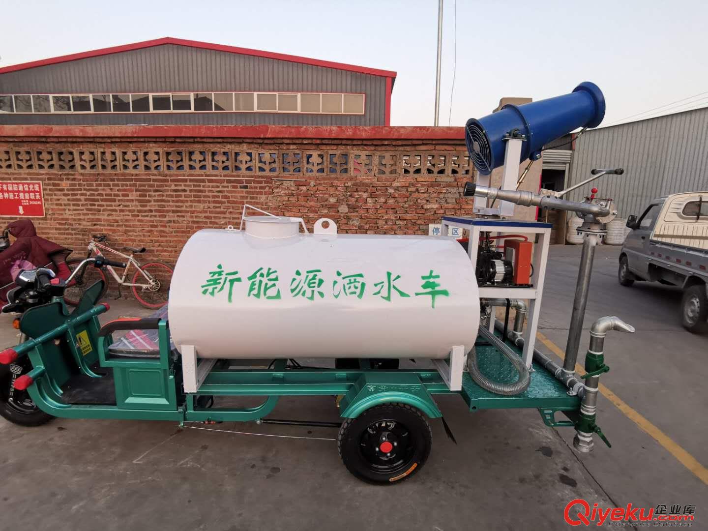 推薦山東銳鋼1立方噴霧灑水車 電動灑水車原始圖片2