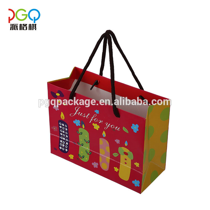 Custom printed recyclable shopping paper bag with handle