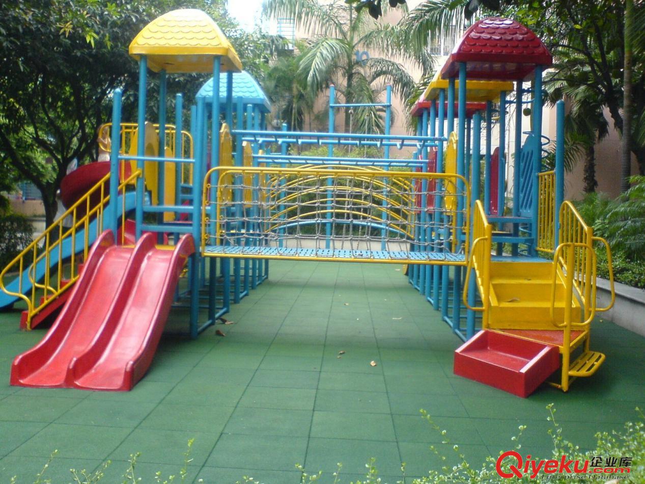 佛山幼兒園橡膠地墊,學(xué)校橡膠地墊